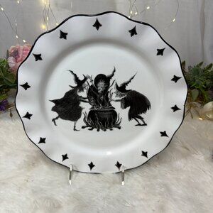 Potter's Studio Three Witches Cauldron Coven Halloween Party Dinner Plate New